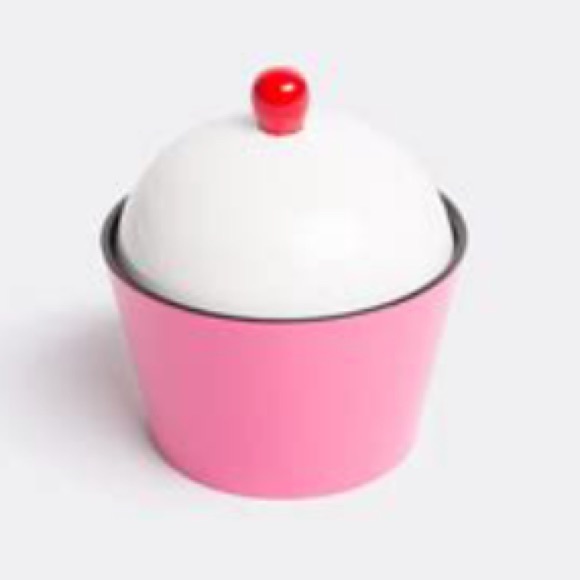 💗Urban Outfitters Cupcake holder & mini Cupcake salt & pepper shakers - Picture 5 of 10